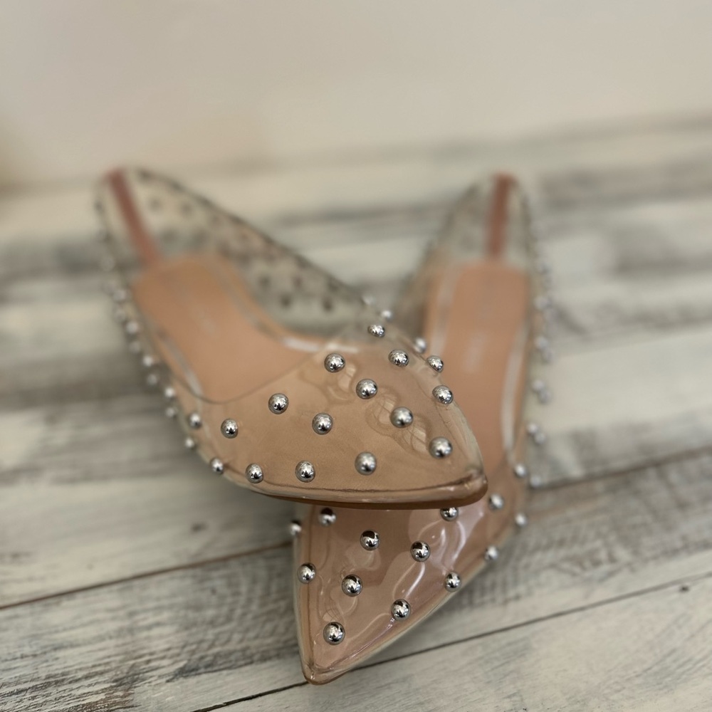 **NEW Gianni bino studded flats